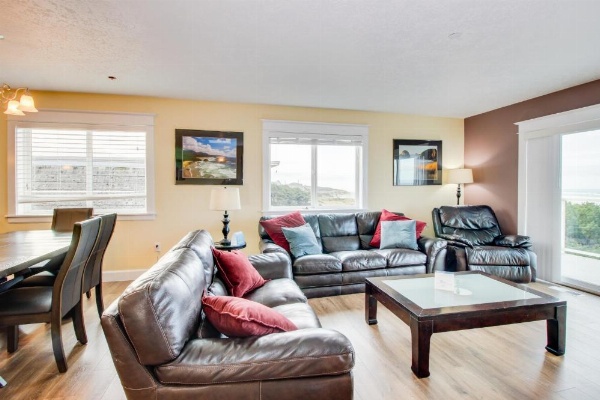 Salt Water Beach House image 10