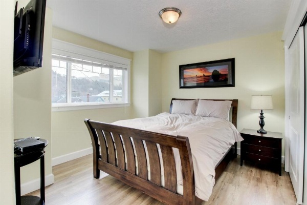 Salt Water Beach House image 18