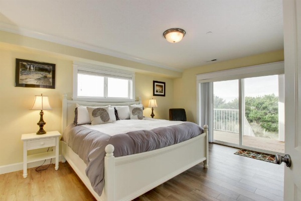 Salt Water Beach House image 19