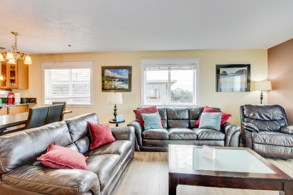 Salt Water Beach House image 6